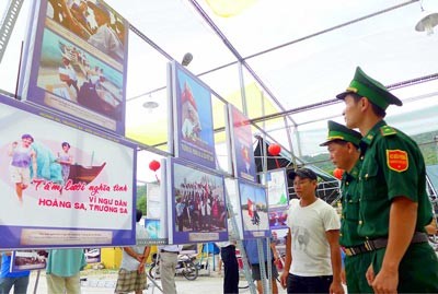 Exposition sur Hoang Sa et Truong Sa à Cu Lao Cham - ảnh 2